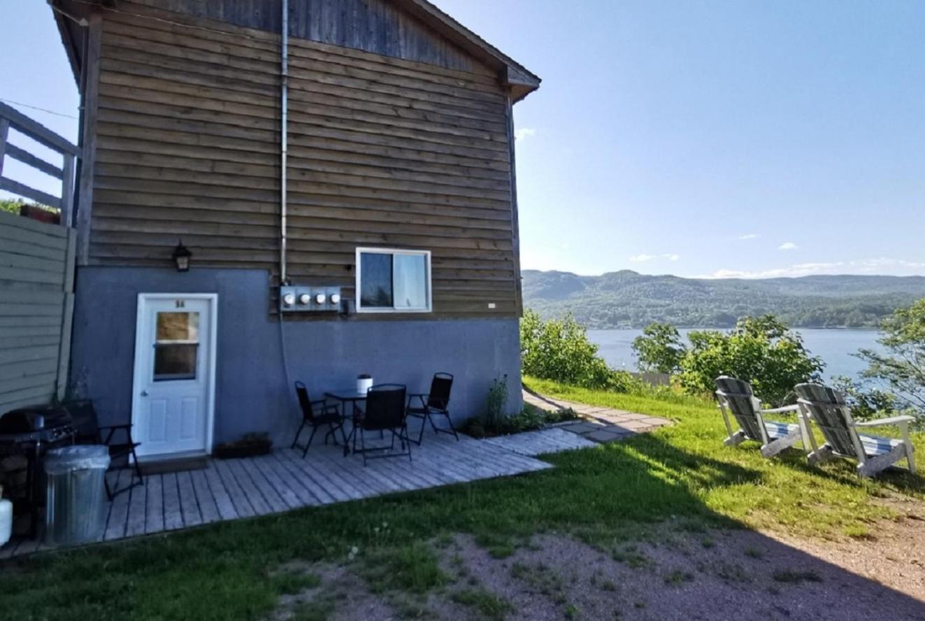 אינגוניש Knotty Pine Cottages, Suites & Motel Rooms מראה חיצוני תמונה